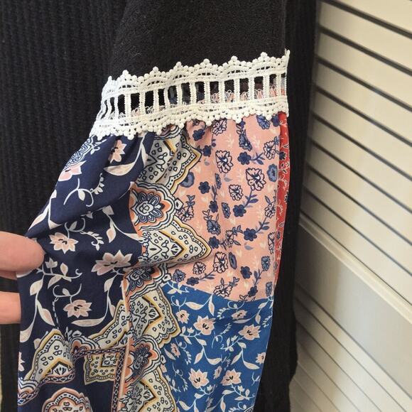 Miholl LARGE BLACK Waffle Knit Pullover V-Neck Statement Sleeve Boho Crochet - Picture 6 of 10